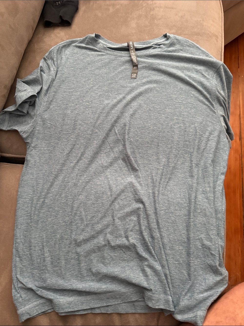 Vuori Heathered Slate Blue Short Sleeve Crew